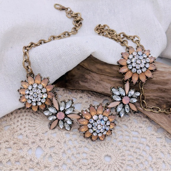 Vintage Sparkling Rhinestone Floral Statement Necklace - Picture 4 of 5